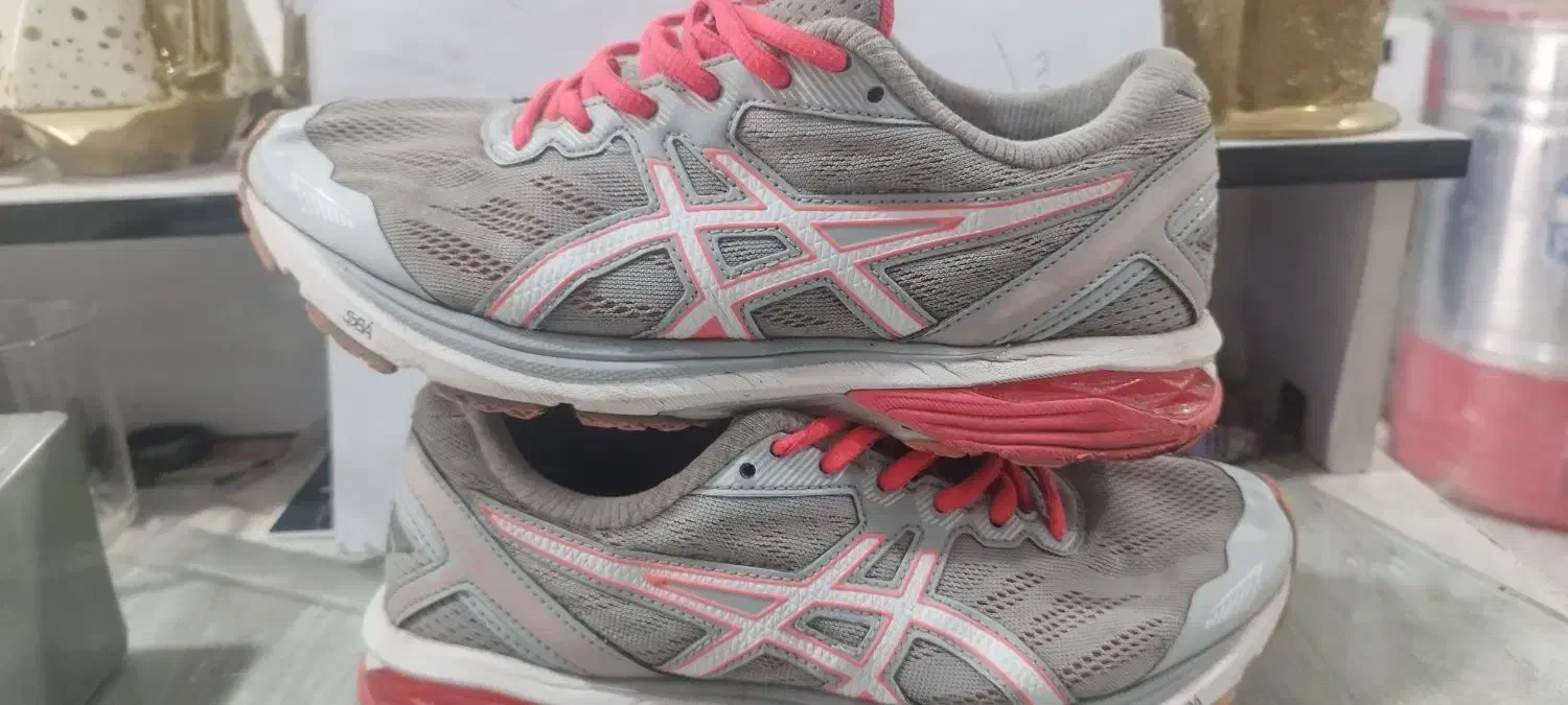 کفش کتونی استوک|کیف، کفش، کمربند|خان ببین, |دیوار