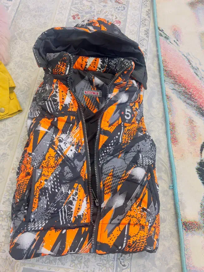 لباس بچه|کفش و لباس بچه|یاسوج, |دیوار