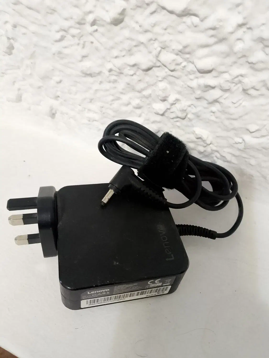 آداپتور شارژر اورجینال لنوو lenovo|قطعات و لوازم جانبی رایانه|تهران, زرکش|دیوار