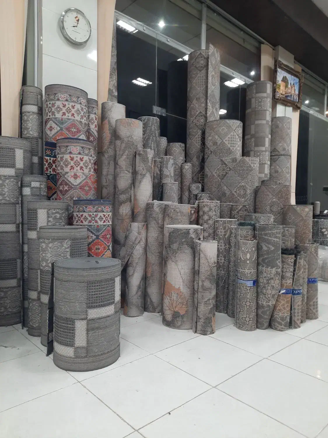 گلیم و گبه برشی منصوری کاشان|گلیم، جاجیم، گبه|کاشان, مزرعه نو|دیوار