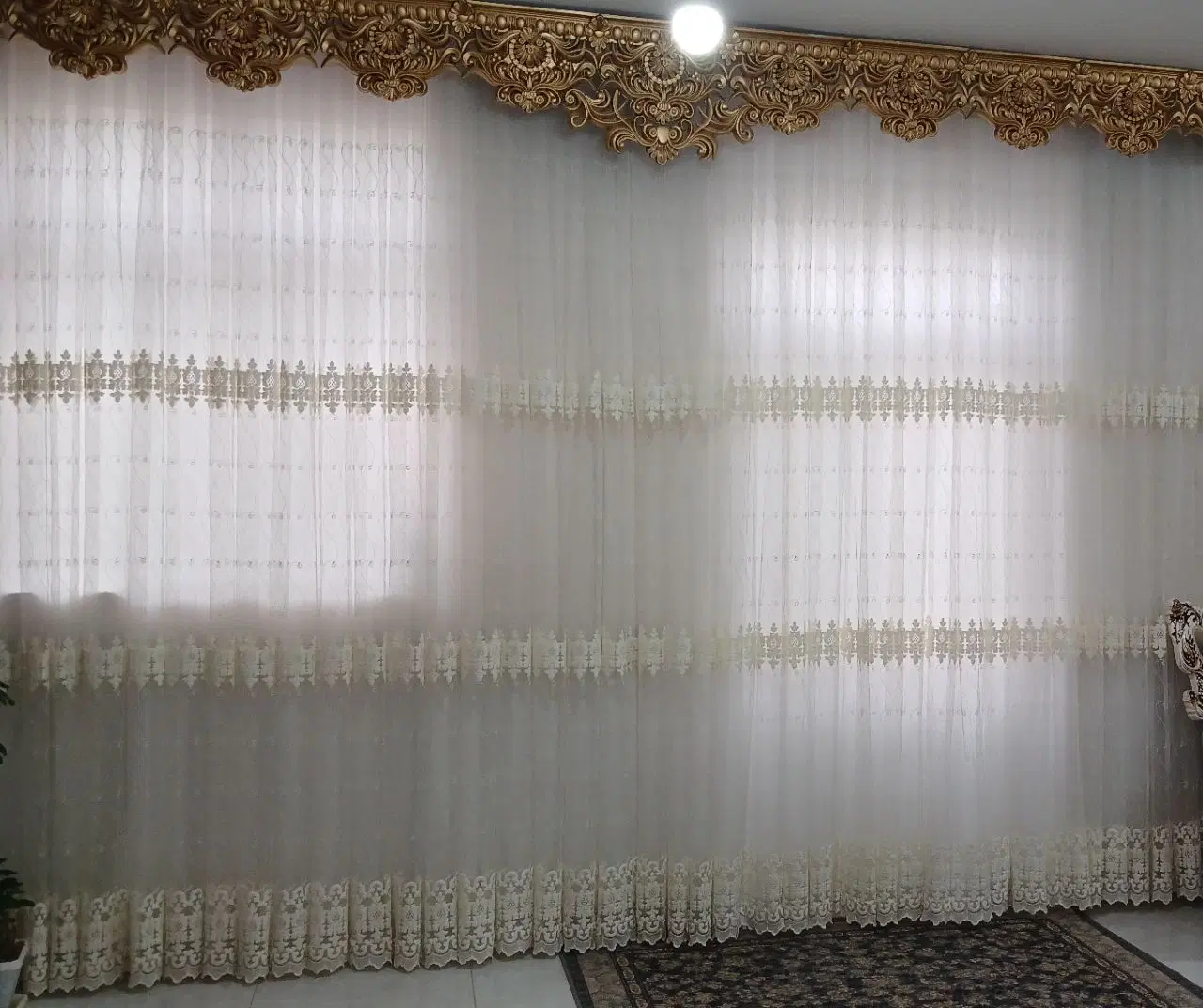 پرده|پرده، رانر، رومیزی|رزن, |دیوار