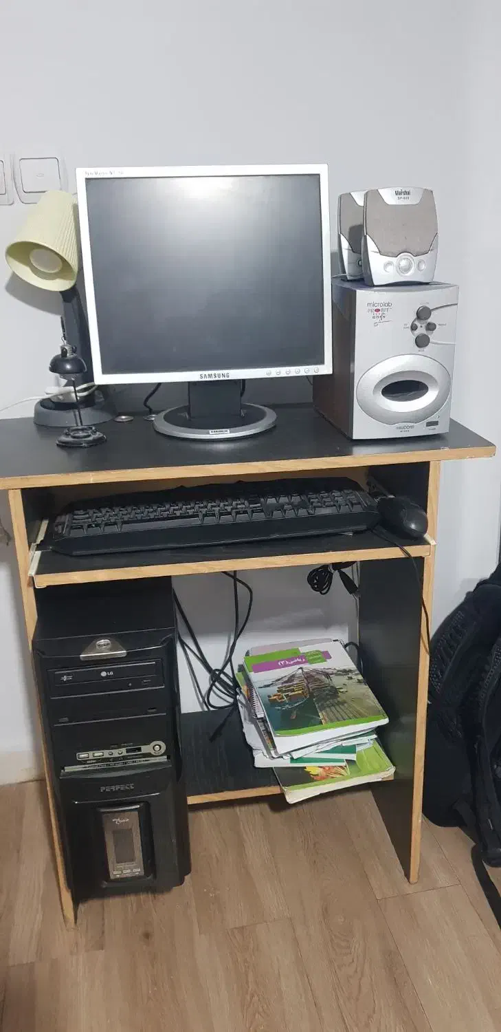 کامپیوتر|رایانه رومیزی|رشت, گلسار|دیوار