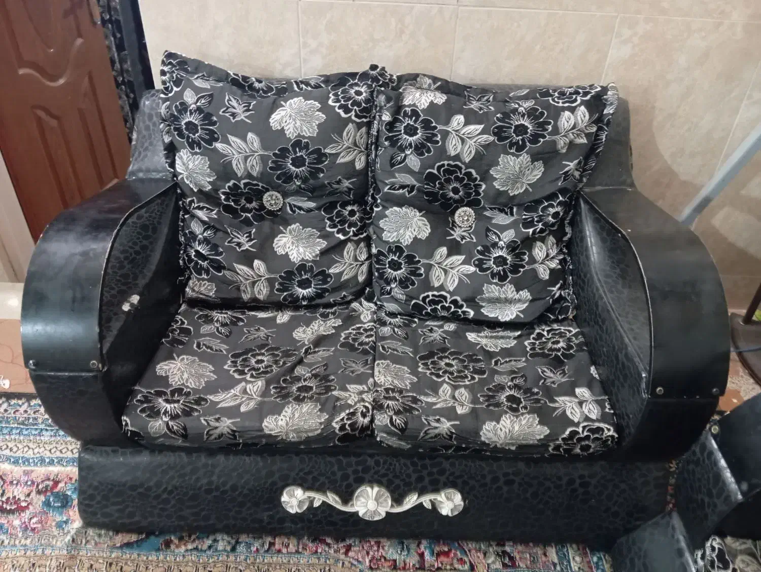 مبل|مبلمان خانگی و میز عسلی|اشکذر, |دیوار