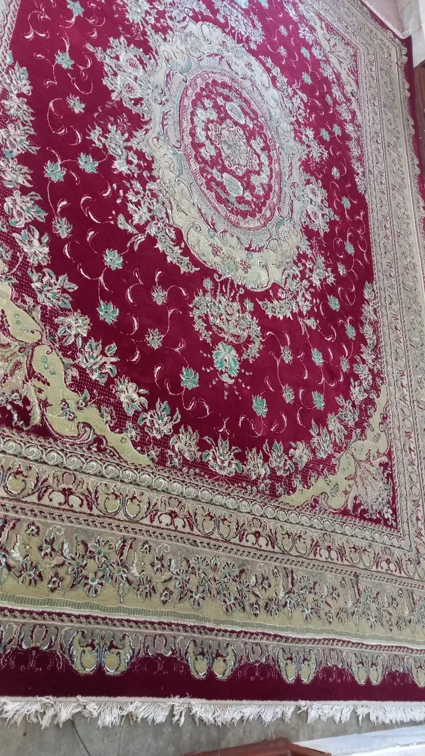 تعدادی وسایل مناسب خونه باغ|چرخ خیاطی و ریسندگی|سیرجان, |دیوار