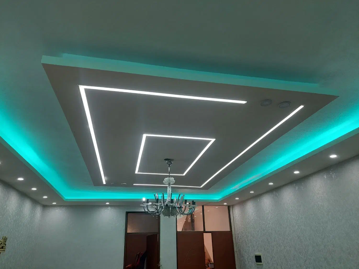 سیم کشی برق ساختمان|خدمات پیشه و مهارت|پارس‌آباد, |دیوار