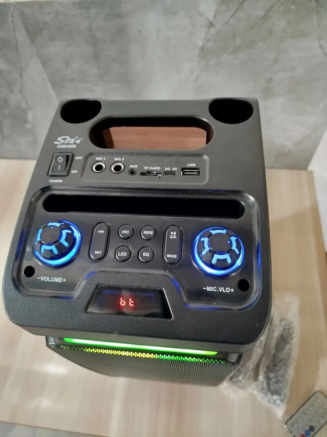 یک عدد باندنو نو اصلا استفاده نشده|سیستم صوتی خانگی|نمین, |دیوار