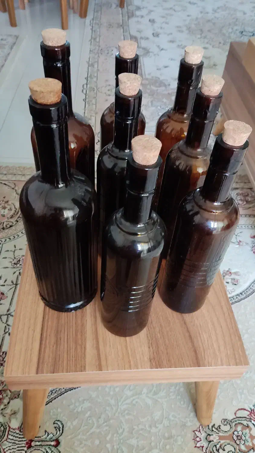 بطری بزرگ سالم  .پک کوچیک استکان|ظروف نگهدارنده، پلاستیکی، یک‌بارمصرف|کیش, |دیوار