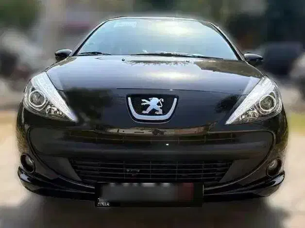 207 مشکی 404|خودرو سواری و وانت|قم, زنبیل آباد|دیوار