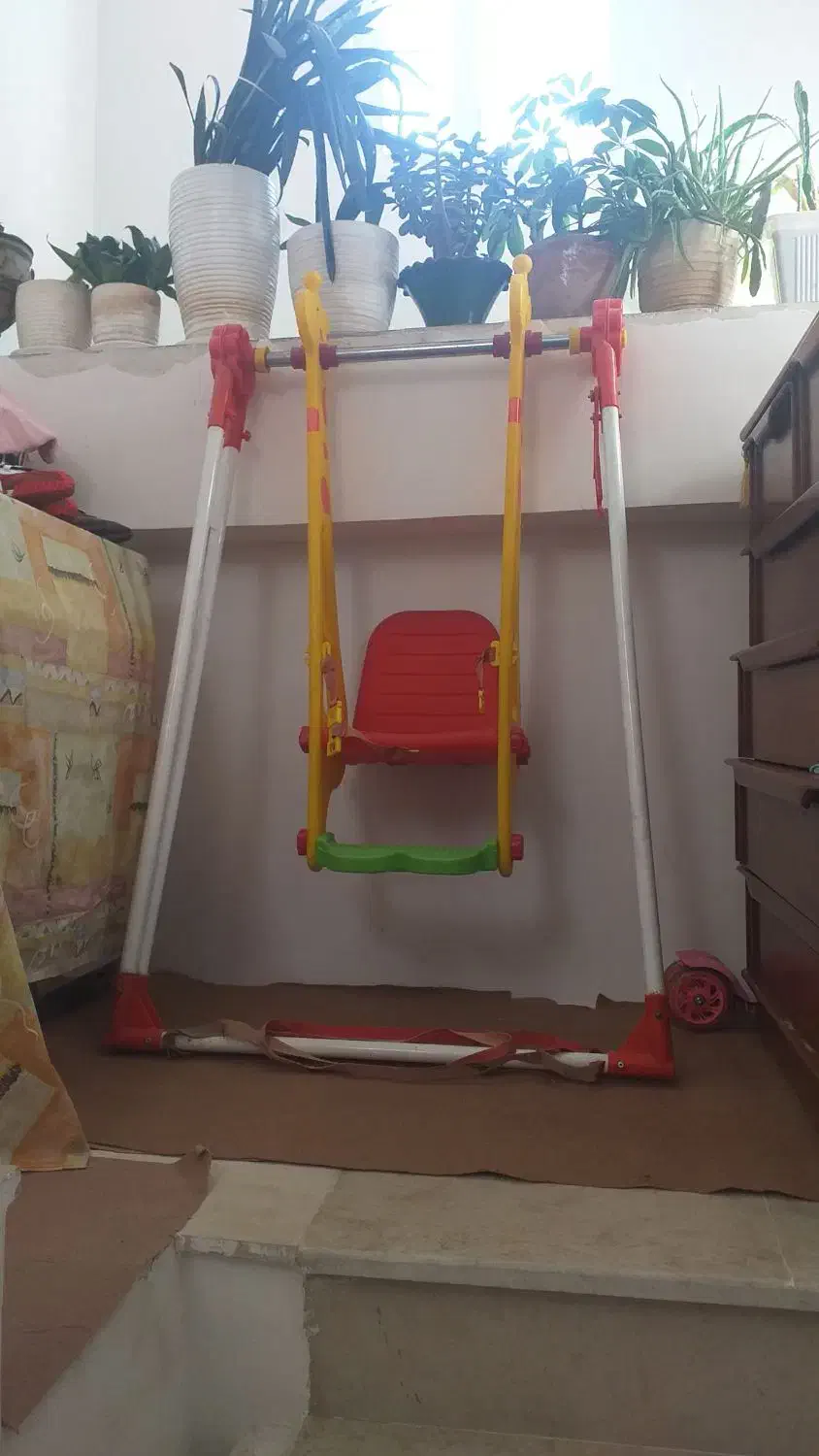 تاب ایستاده|اسباب‌‌بازی|مشگین شهر, |دیوار