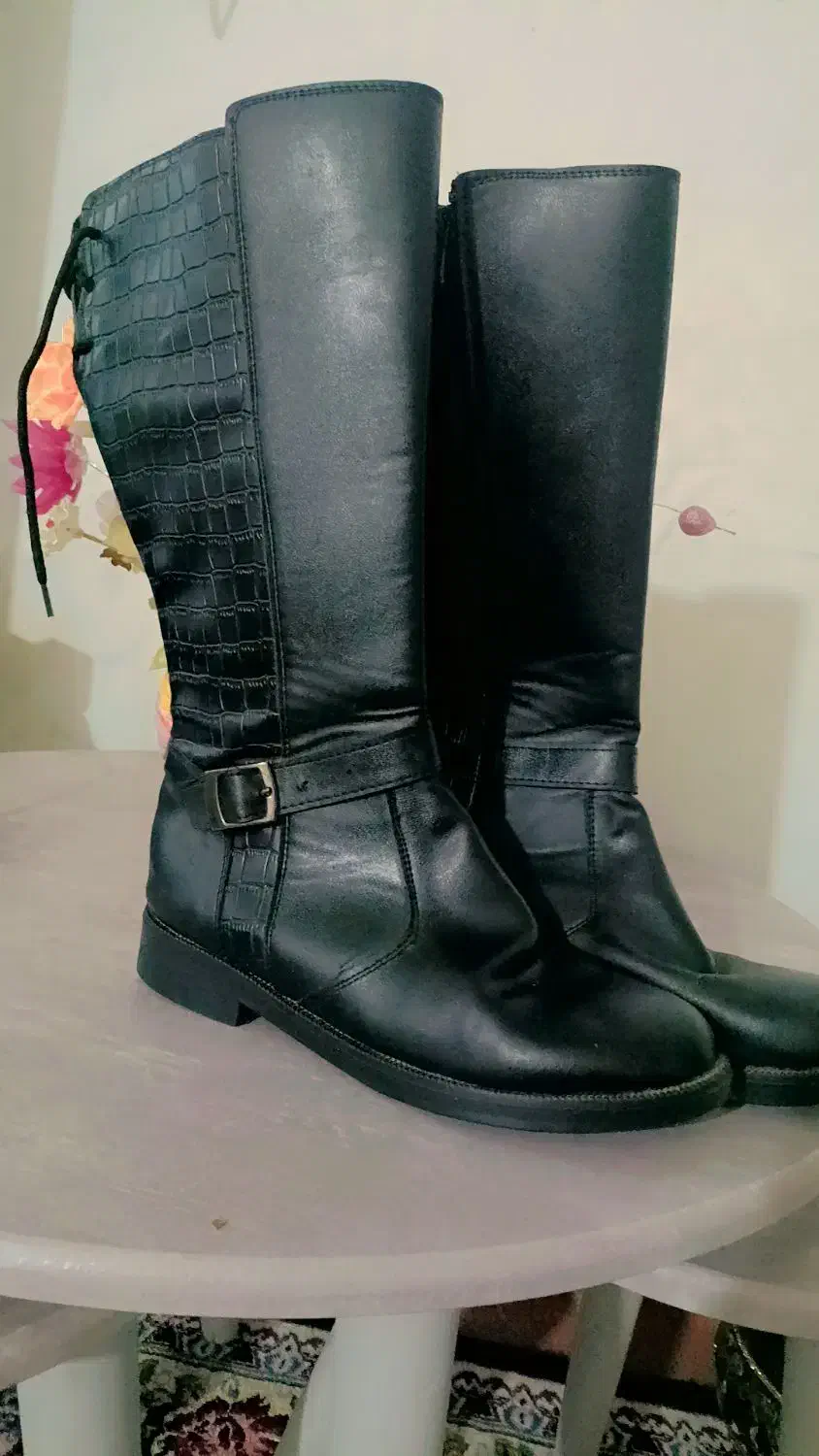 پوتین|کیف، کفش، کمربند|خرم‌آباد, |دیوار