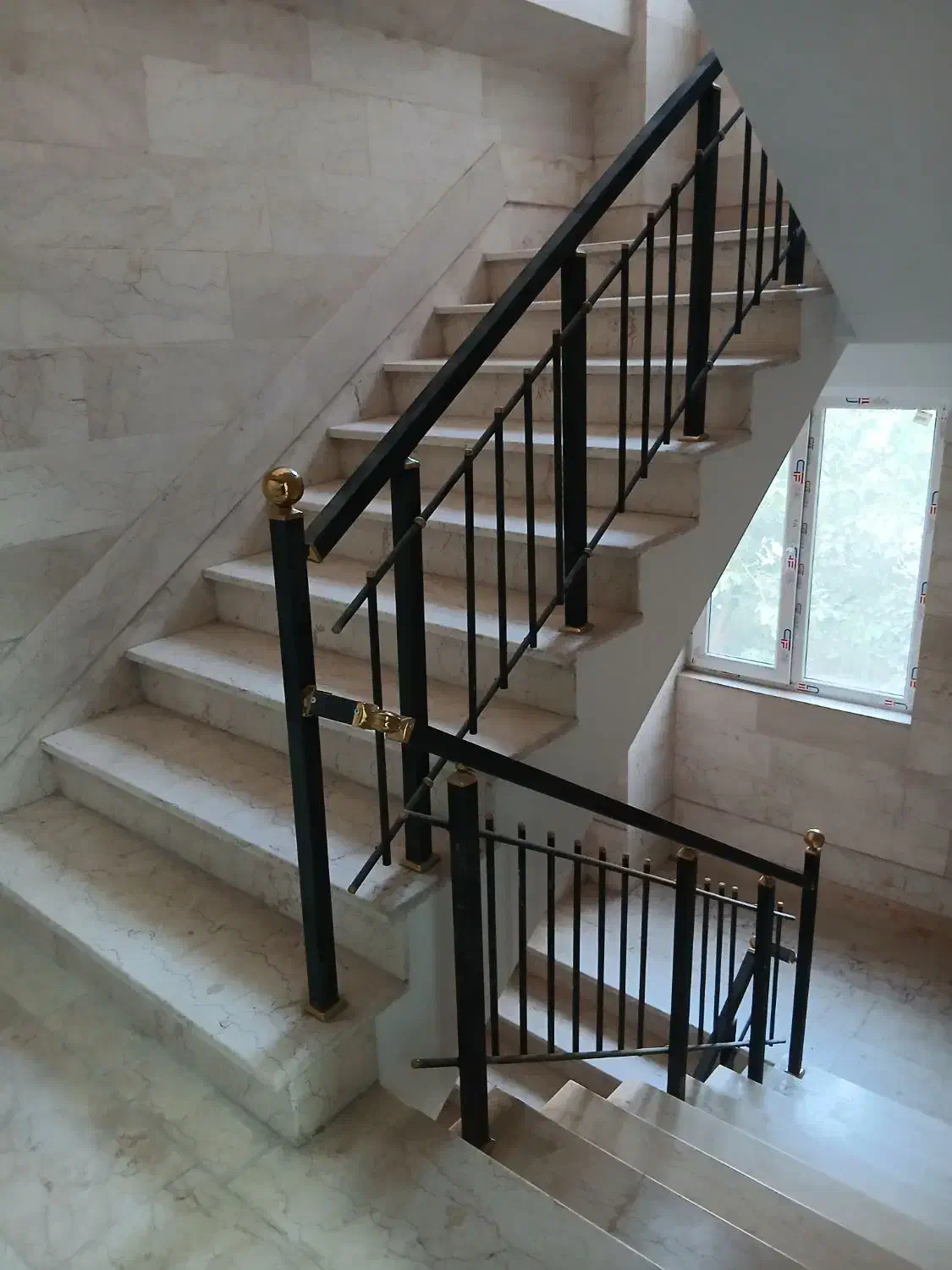 ۴۶متر یکخواب آسانسور انباری تخلیه