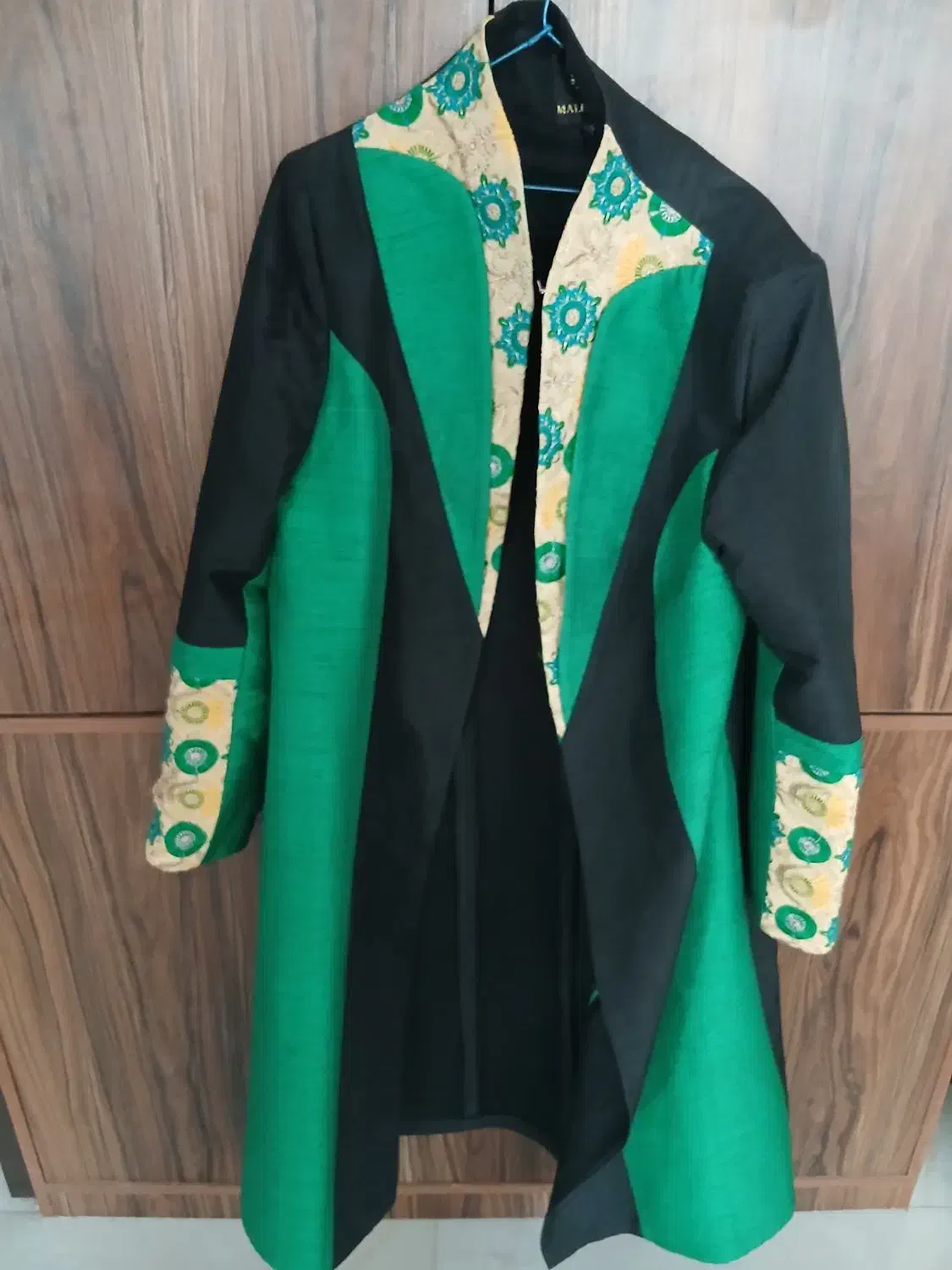 مانتو|لباس|اصفهان, وحید|دیوار