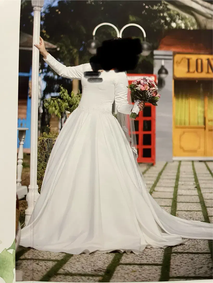 لباس عروس|لباس|لاهیجان, شیخ زاهد|دیوار