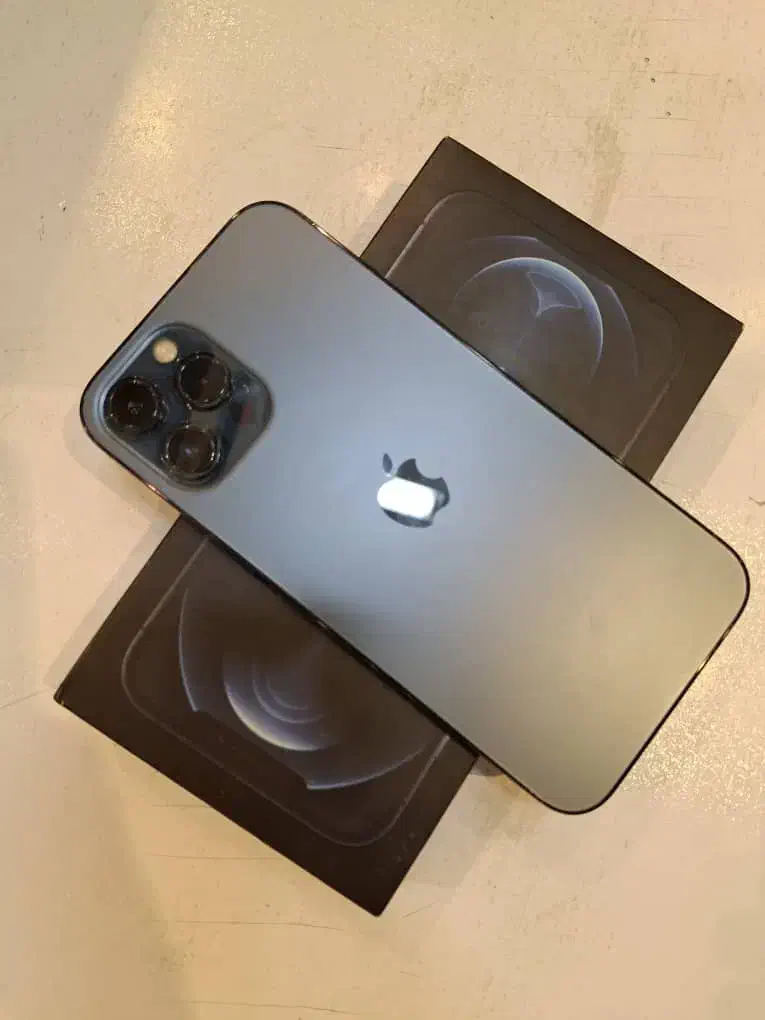 آیفون ۱۲ پرومکس|موبایل|قم, صفائیه|دیوار