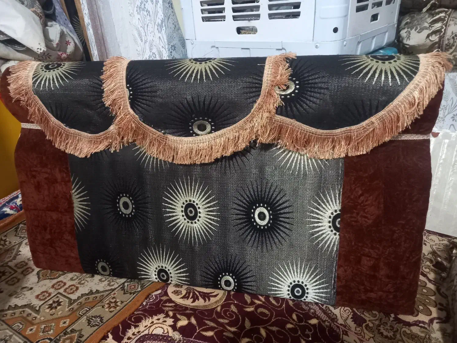 ۶ عدد پشتی|پشتی|کرمانشاه, |دیوار