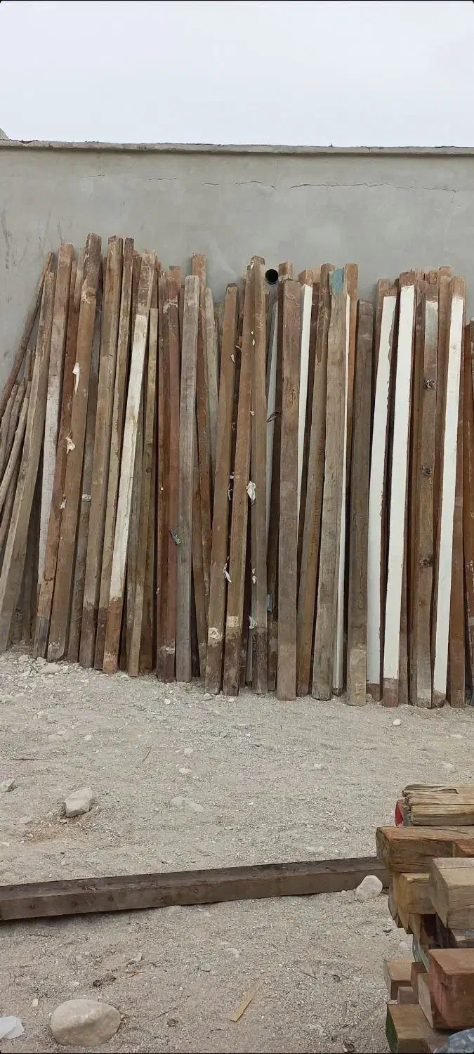 چوب مربا قدیمی مربع پلیویت چندل موجوده|کلکسیون اشیاء عتیقه|قشم, |دیوار