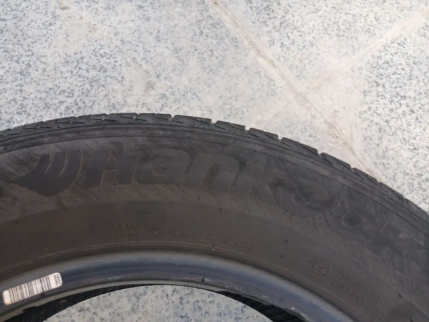 کمک فنر جلو پژو پارس و لاستیک ماشین هانکوک کره|قطعات یدکی و لوازم جانبی|قشم, |دیوار