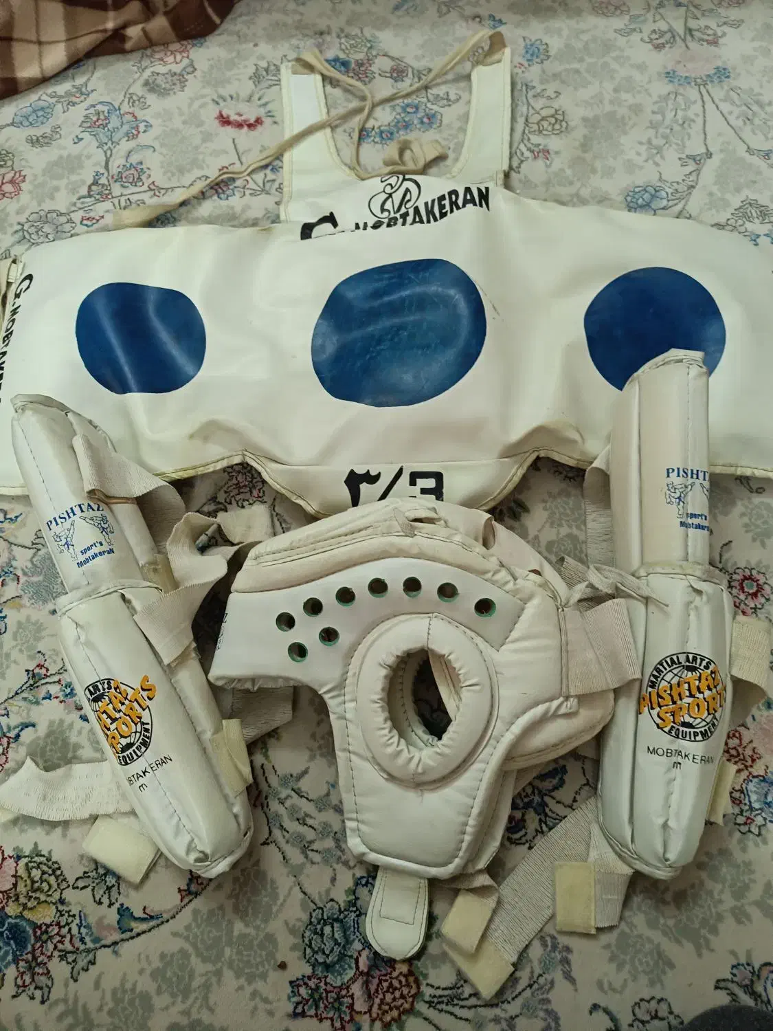 لباس هوگو تکواندو|تجهیزات ورزشی|مشهد, چهارچشمه|دیوار