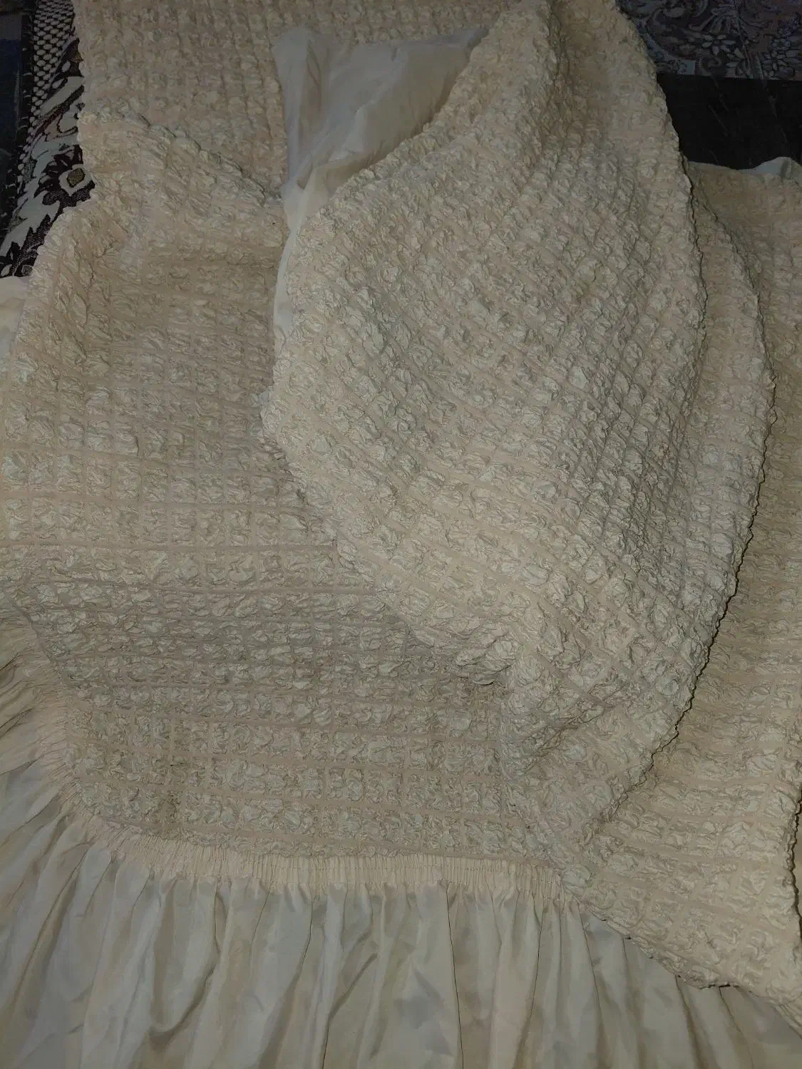 روکش مبل کشی ترک رنگ کرم|مبلمان خانگی و میز عسلی|تهران, آبشار|دیوار