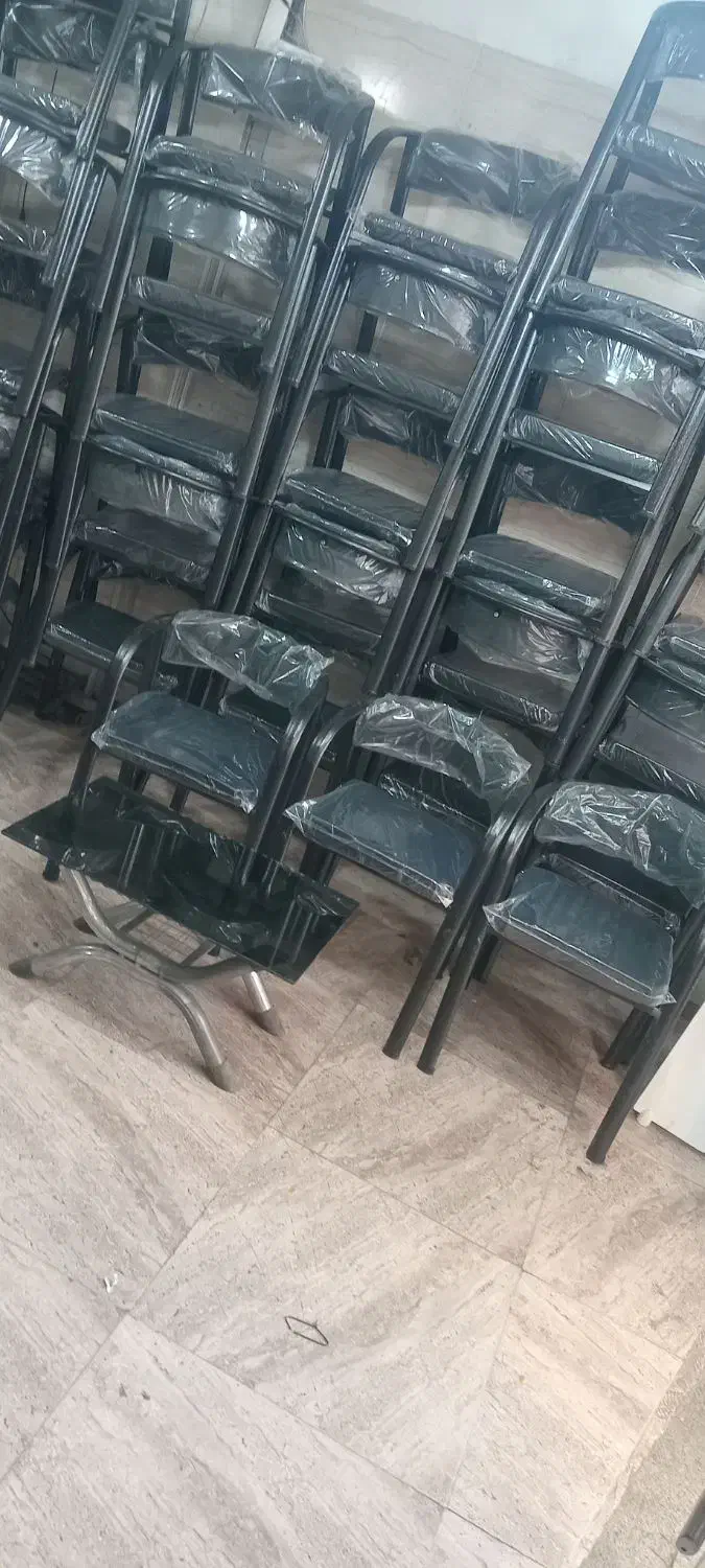 تولید و پخش انواع صندلی انتظار و جلو مبلی|صندلی و نیمکت|قدس, شهر‌قدس|دیوار