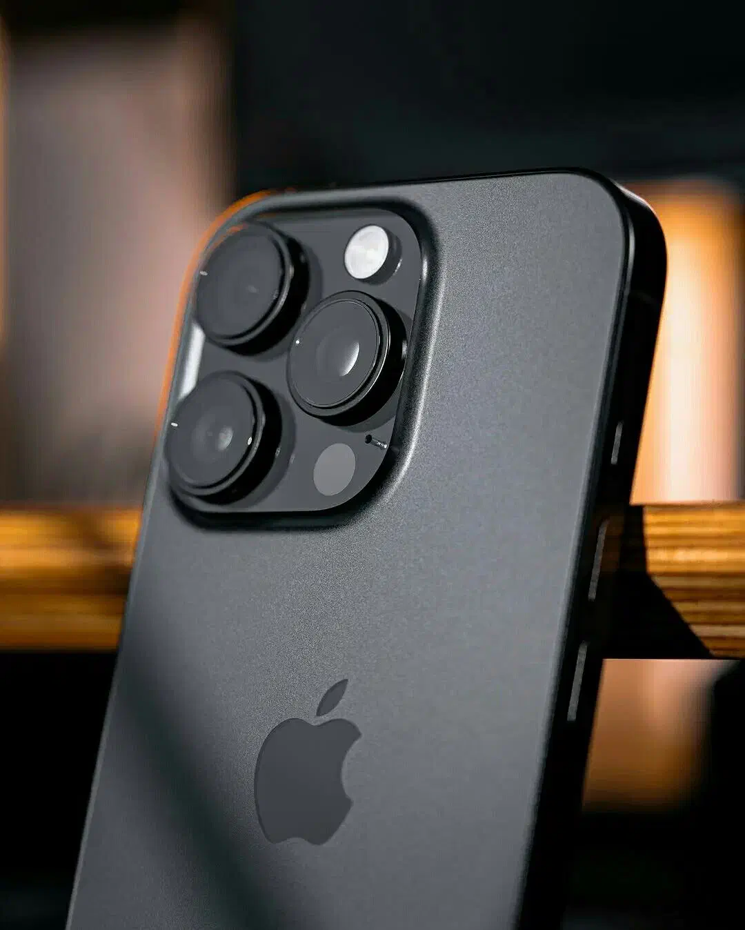 ۱۶ پرو تیتانیوم با اقساط طلایی|موبایل|اصفهان, مفتح|دیوار