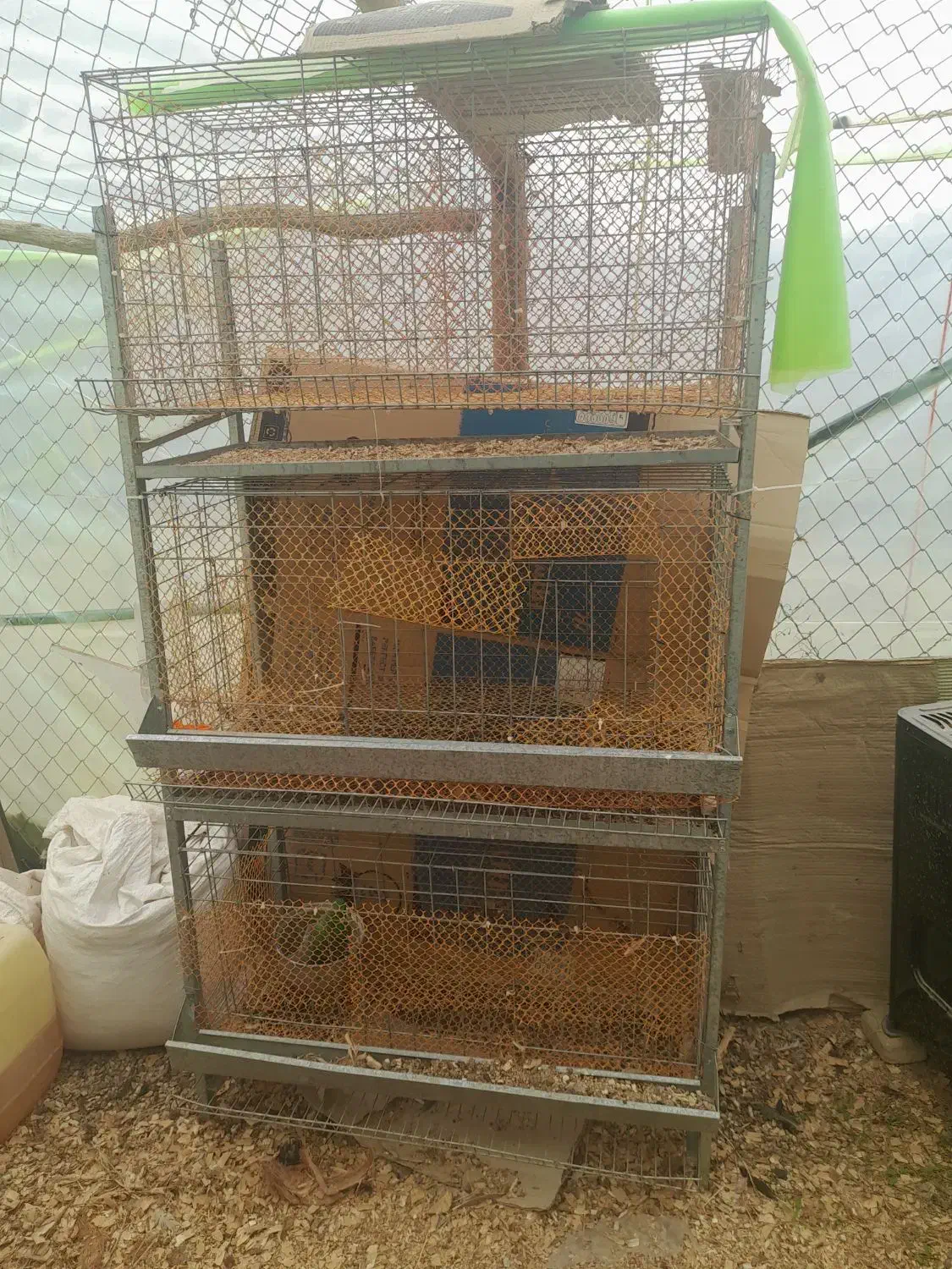 قفس مرغ وجوجه معاوضه|لوازم جانبی حیوانات|قروه, |دیوار