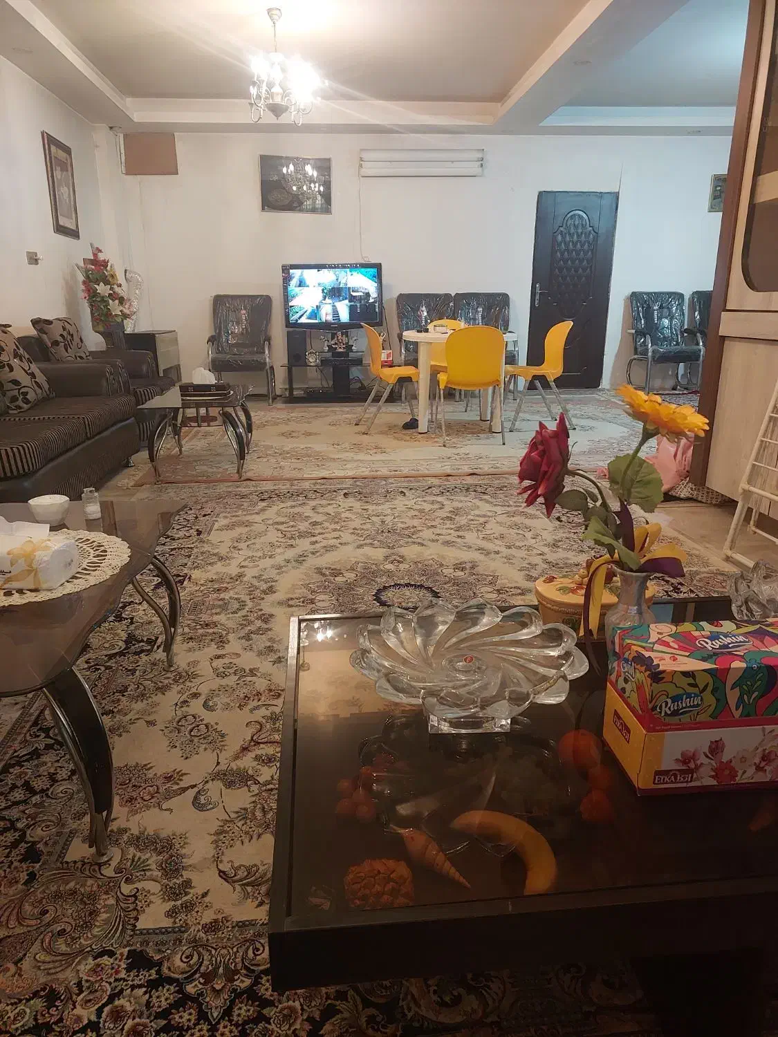 آشپزی و نظافت با مسکن|استخدام سرایداری و نظافت|مشهد, کلاته برفی|دیوار