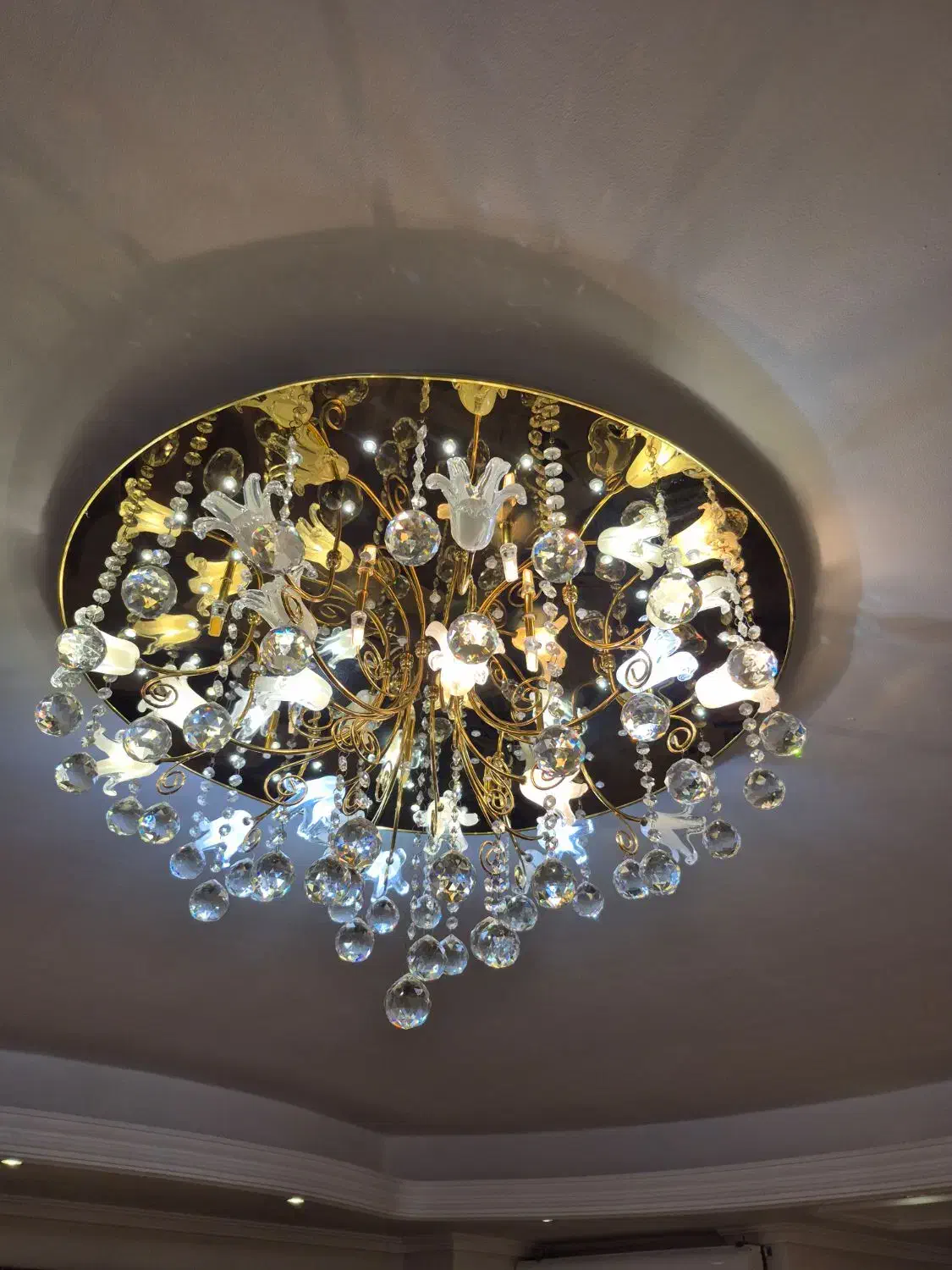 لوستر سقفی با حباب های لاله و کریستال باکیفیت|لوستر و چراغ آویز|تبریز, |دیوار