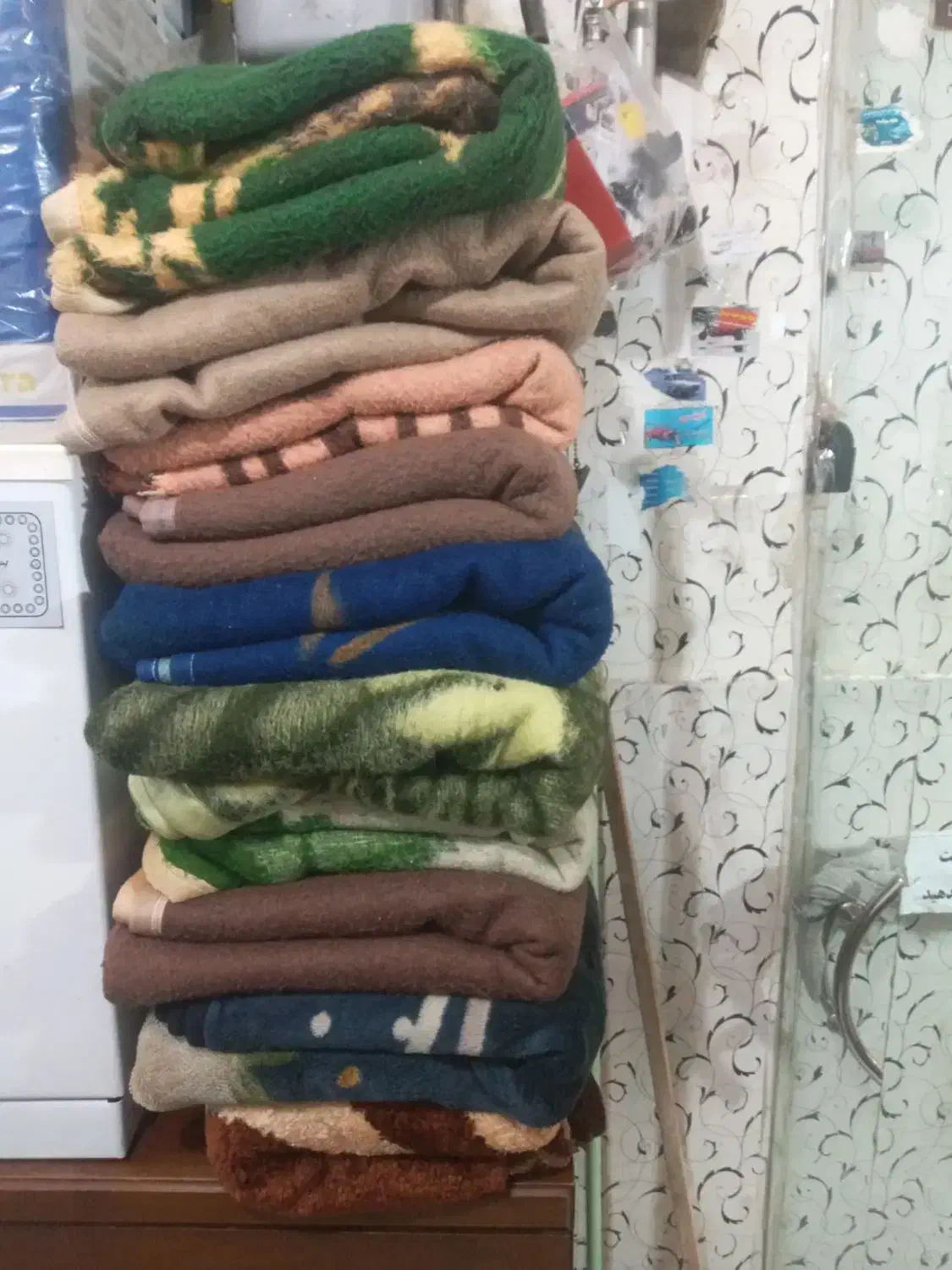 پتو|رختخواب، بالش، پتو|تربت جام, علوی|دیوار