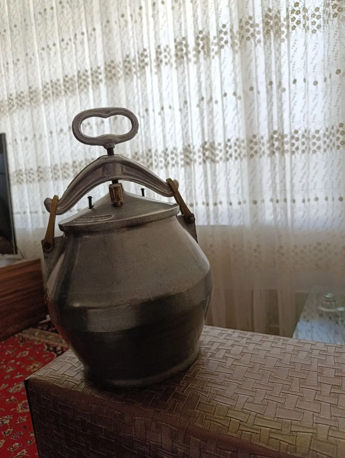 زودپز|ظروف پخت‌وپز|گلپایگان, |دیوار