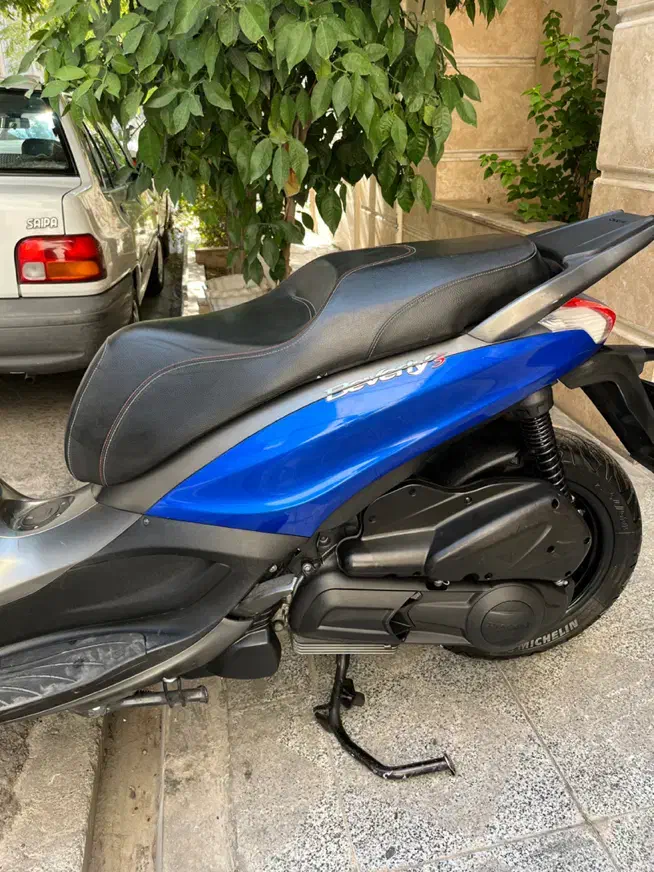 فروش یا معاوضه پیاجیو بورلی 300cc وسپا ایتالیا|موتورسیکلت|تهران, نیروی هوایی (پیروزی)|دیوار
