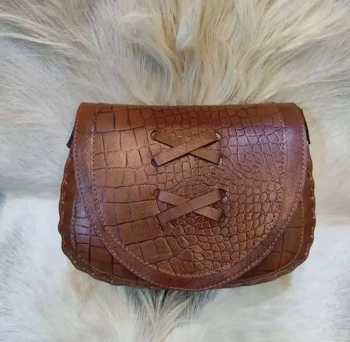 کیف چرم|کیف، کفش، کمربند|اردبیل, |دیوار