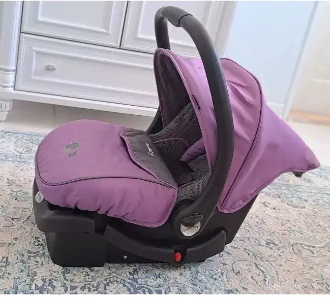 کریر|کالسکه و لوازم جانبی|شاهین‌شهر, شهرک هشت بهشت|دیوار