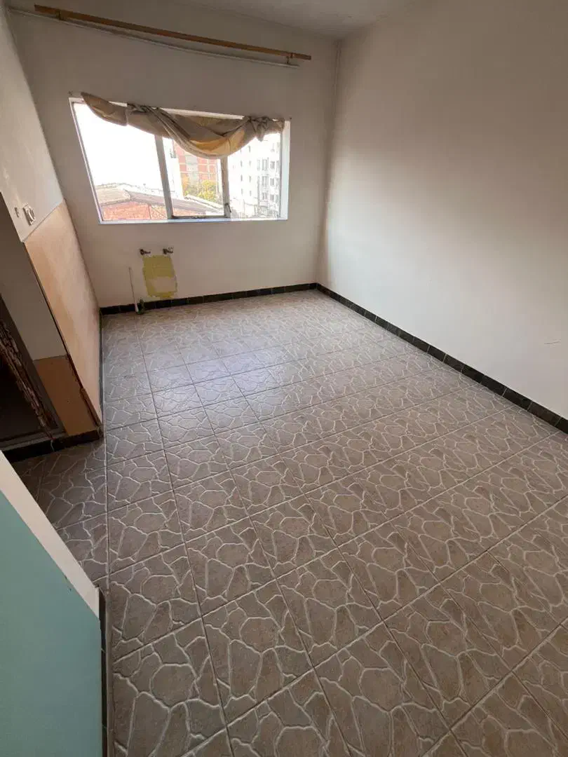 فروش واحد تک خواب ۷۶متری طبقه سوم در بلوار پرستار|فروش آپارتمان|ساری, |دیوار