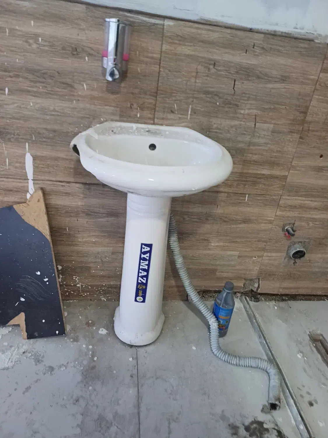 روشویی تک پایه|لوازم سرویس بهداشتی|بجنورد, |دیوار