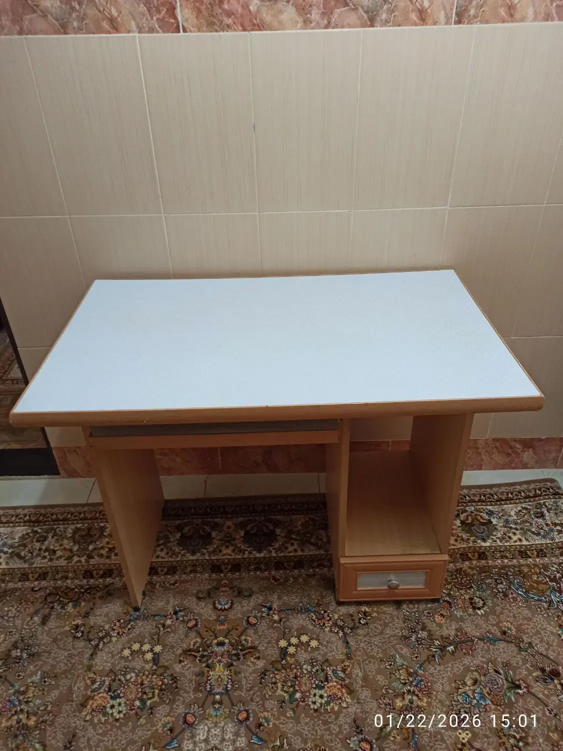 میز کامپیوتر|میز تحریر و کامپیوتر|مهاباد (آذربایجان غربی), |دیوار