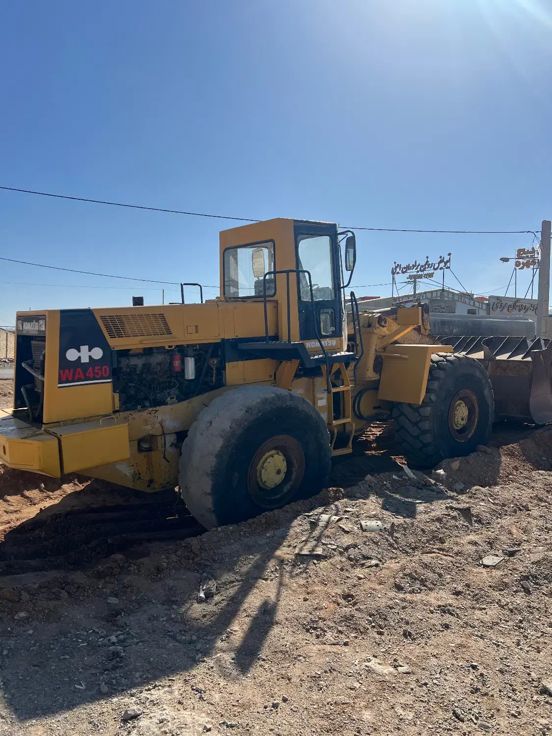 لودر کوماتسو ۴۵۰|خودرو سنگین|یزد, |دیوار