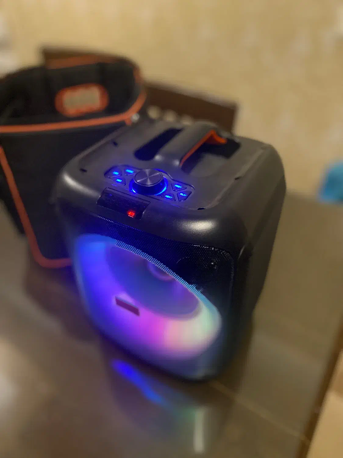 اسپیکر بلوتوسی با کیفیت|پخشکننده همراه|ارومیه, |دیوار