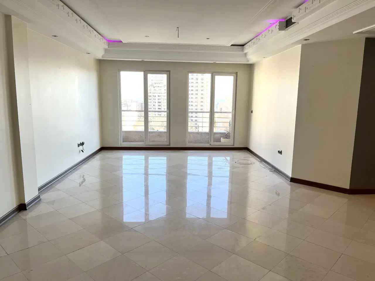 ۲۲۰ متر زعفرانیه / فلاحی