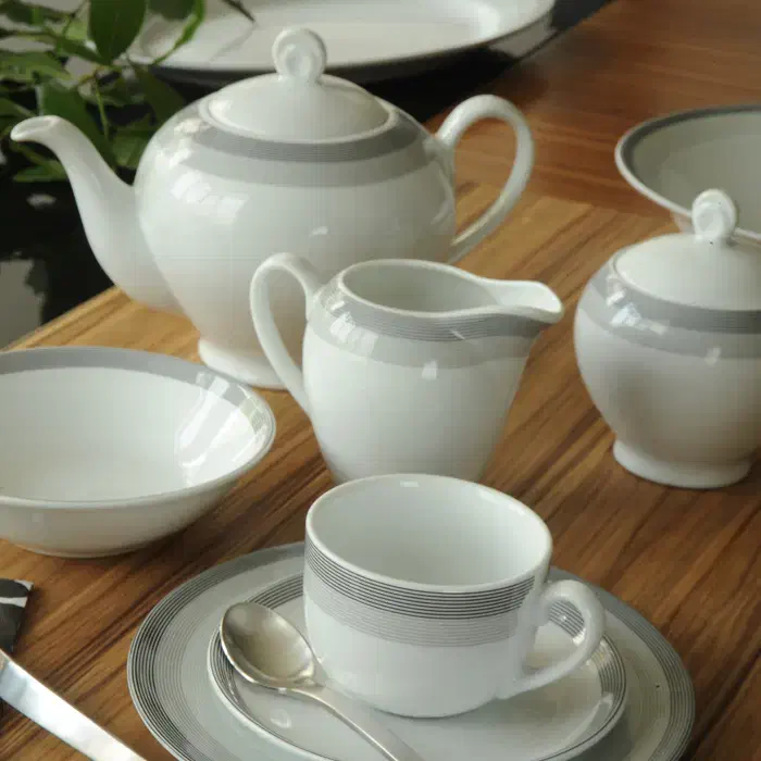 سرویس چینی 102 پارچه زرین ایتالیا اف سیلور لاینر|ظروف سرو و پذیرایی|تهران, شهرک چیتگر|دیوار