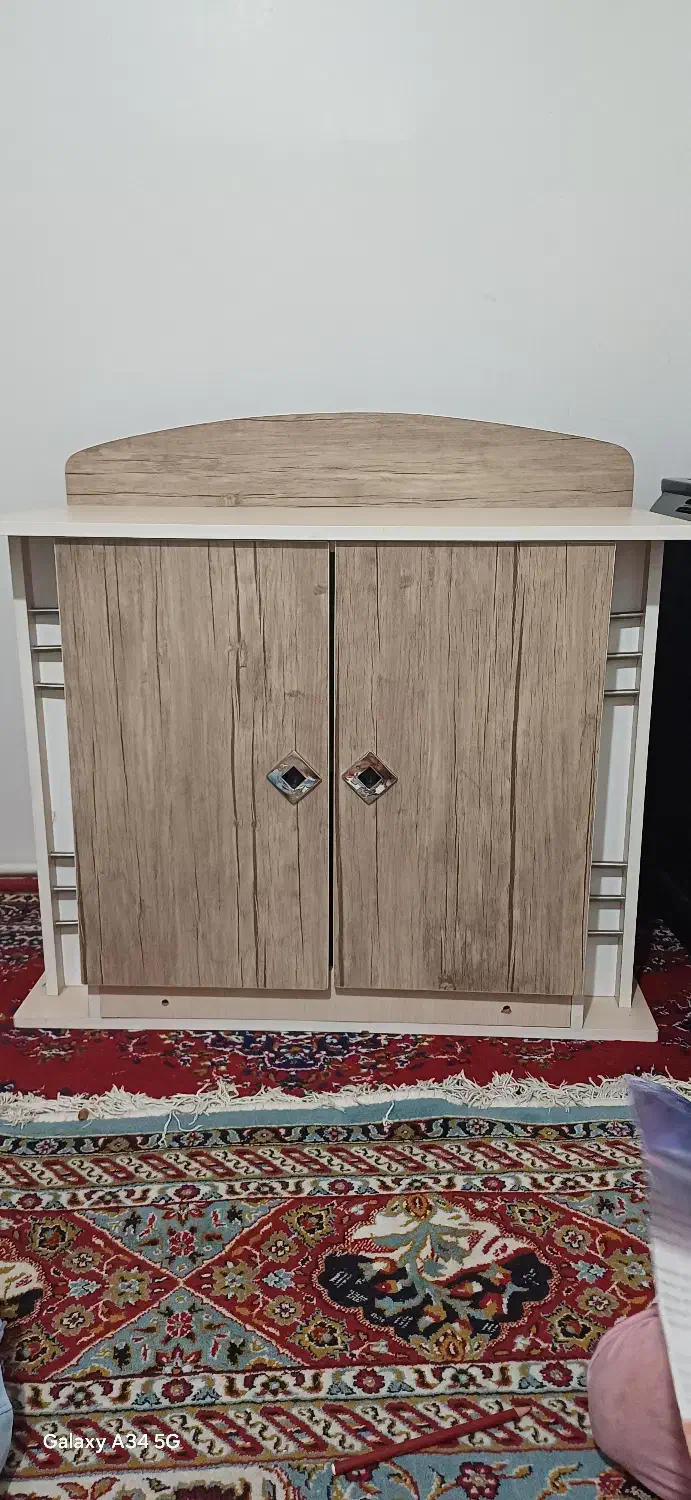 کتابخانه|کتابخانه، شلف، قفسه‌های دیواری|کرج, حصارک بالا|دیوار