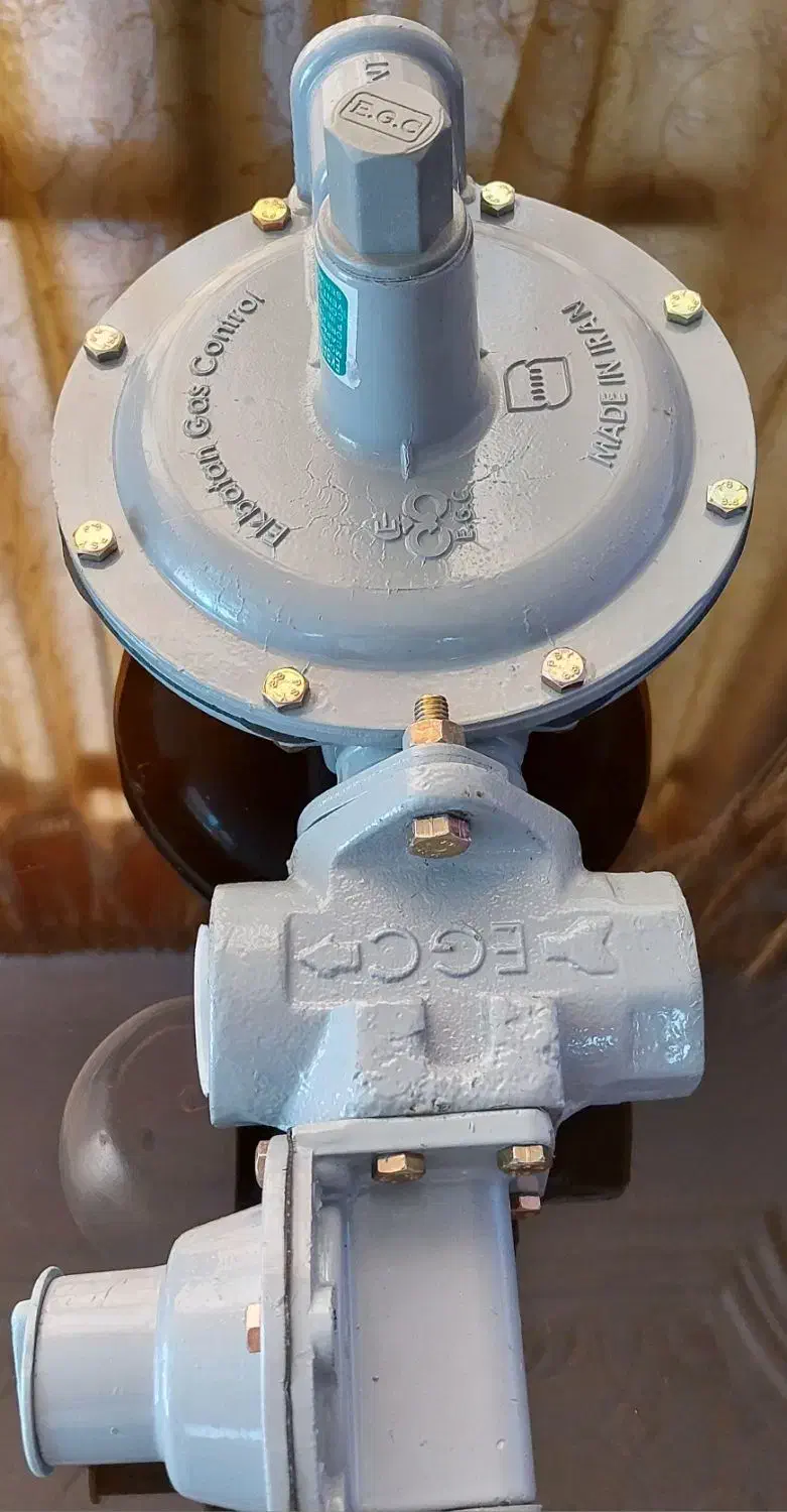 رگلاتورگاز|آبگرمکن، پکیج، شوفاژ|خرم‌آباد, |دیوار