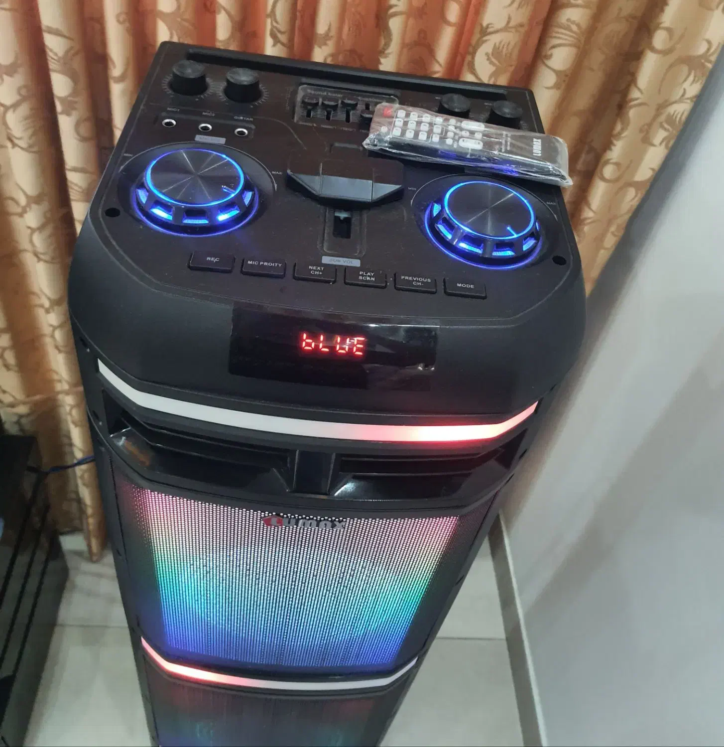 باند خانگی|سیستم صوتی خانگی|رشت, نخودچر|دیوار