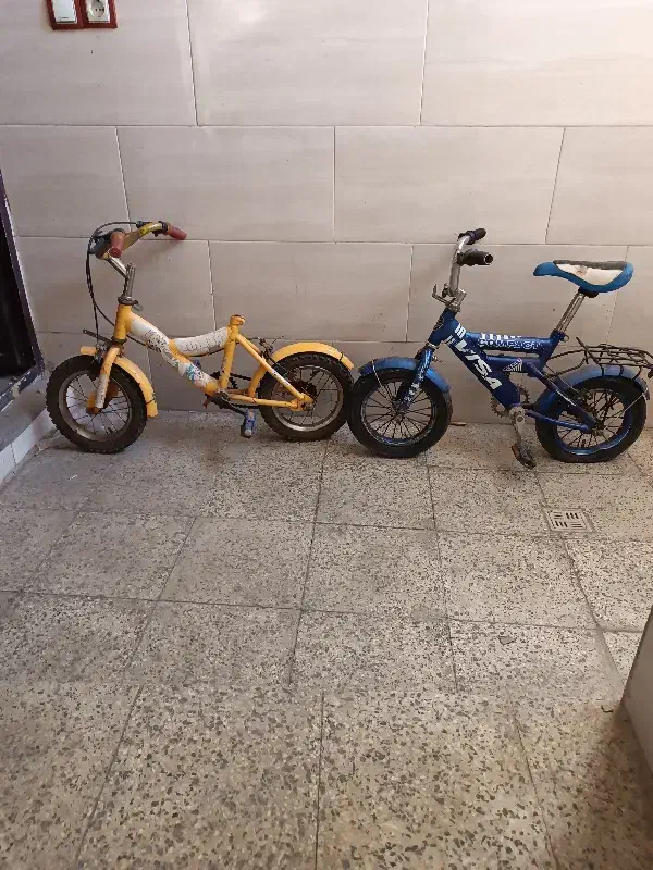 دو عدد دوچرخه|دوچرخه، اسکیت، اسکوتر|اقبالیه, |دیوار