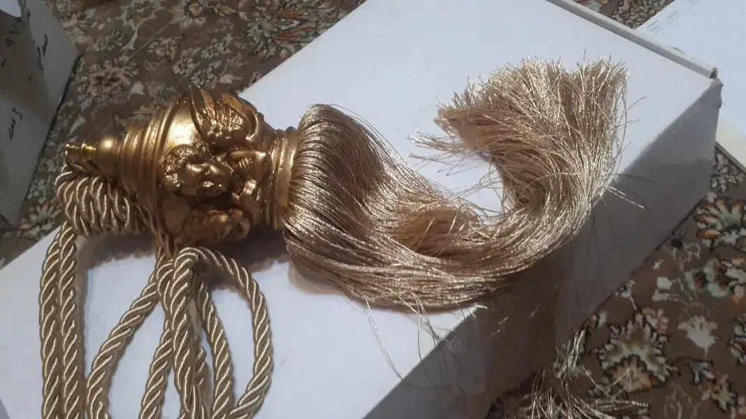 گل میخ و کمر پرده|پرده، رانر، رومیزی|تهران, نعمتآباد|دیوار