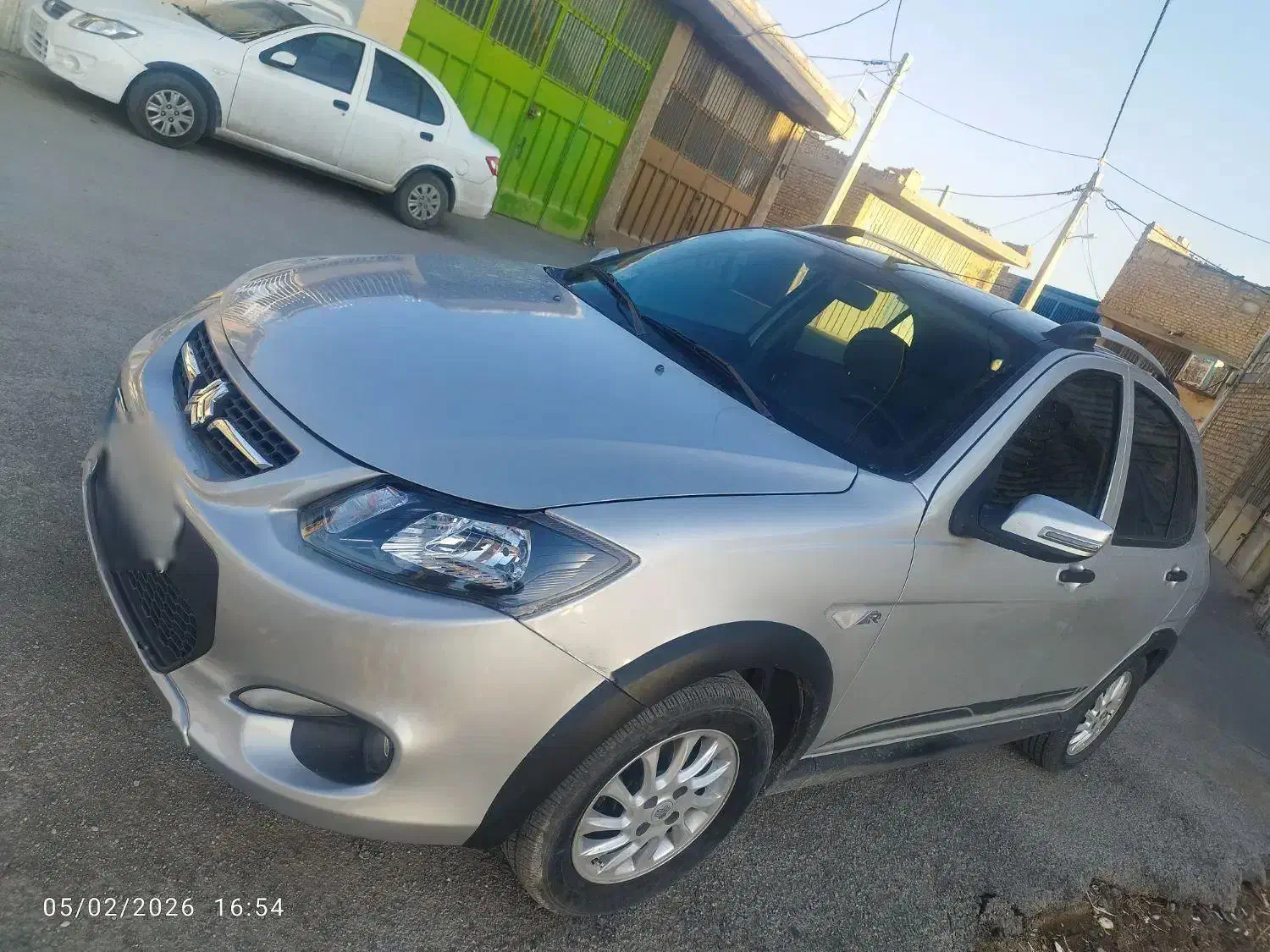 کوییک ار ۱۴۰۱ کم کار|خودرو سواری و وانت|اصفهان, مارچین|دیوار