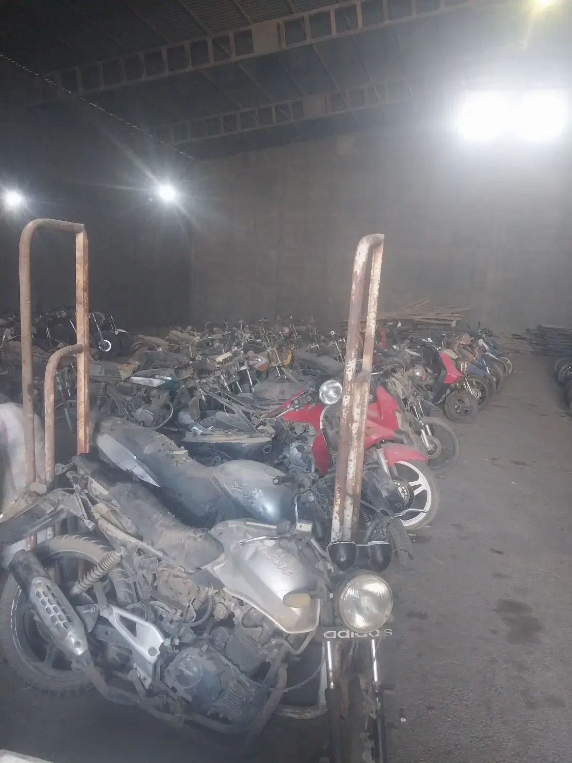 موتور پارکینگی|موتورسیکلت|اهواز, سلیم آباد(سه راه خرمشهر)|دیوار