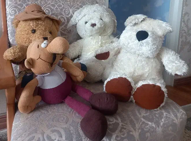 عروسک|اسباببازی|خمین, |دیوار