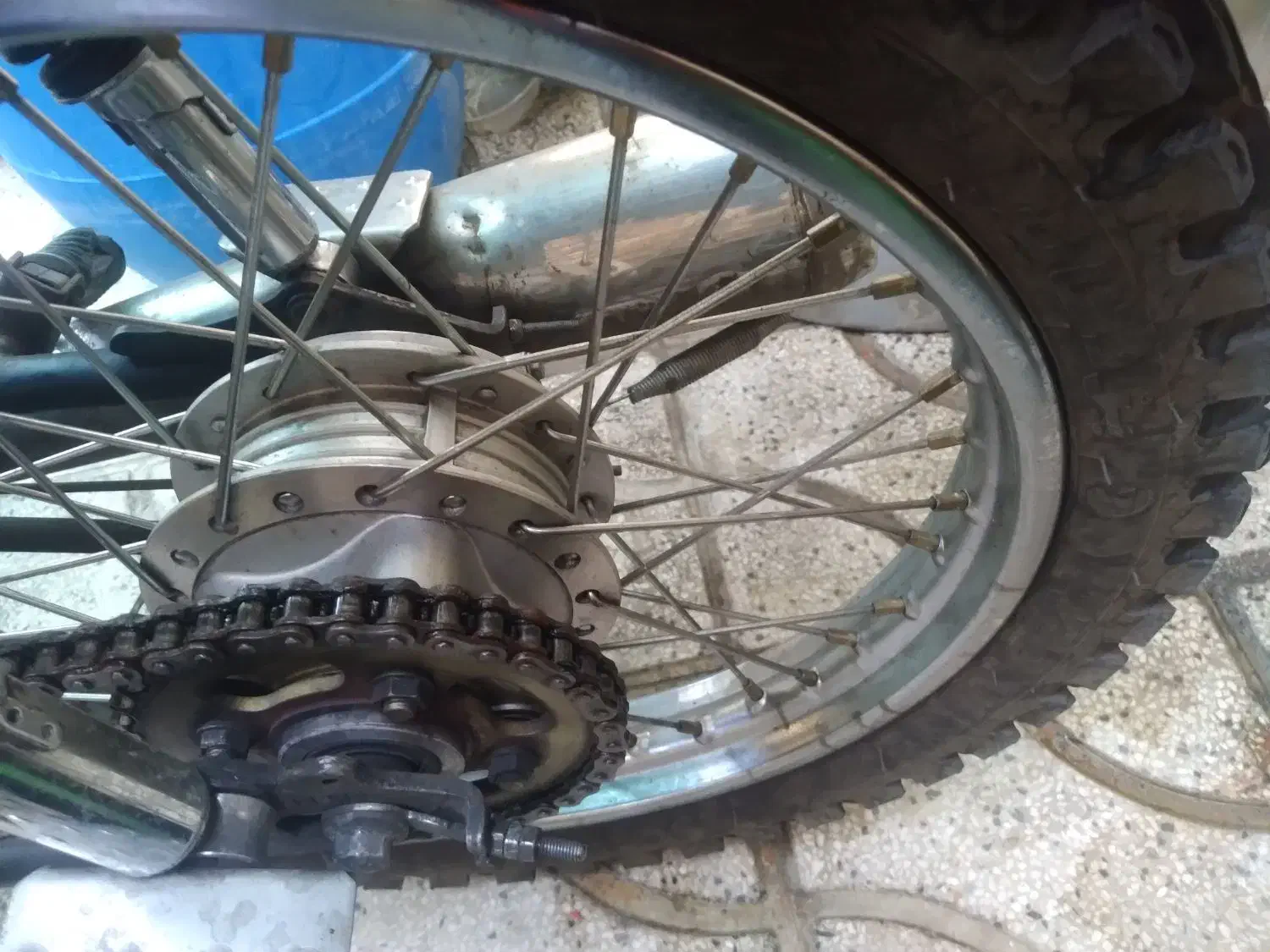 مقداری لوازم موتور هندا|قطعات یدکی و لوازم جانبی|راهگان, |دیوار