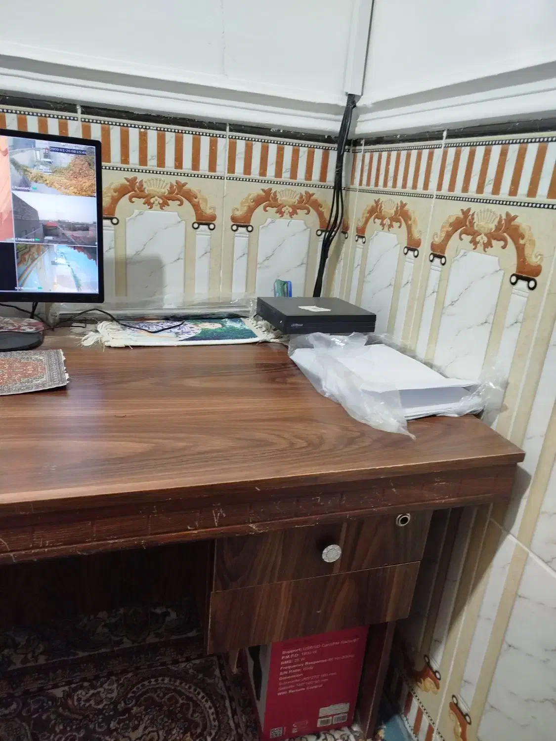 میز کامپیوتر اداری|میز تحریر و کامپیوتر|زهک, |دیوار